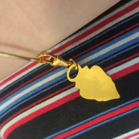 Authentic Gucci knight pendant/charm - Picture 4 of 5